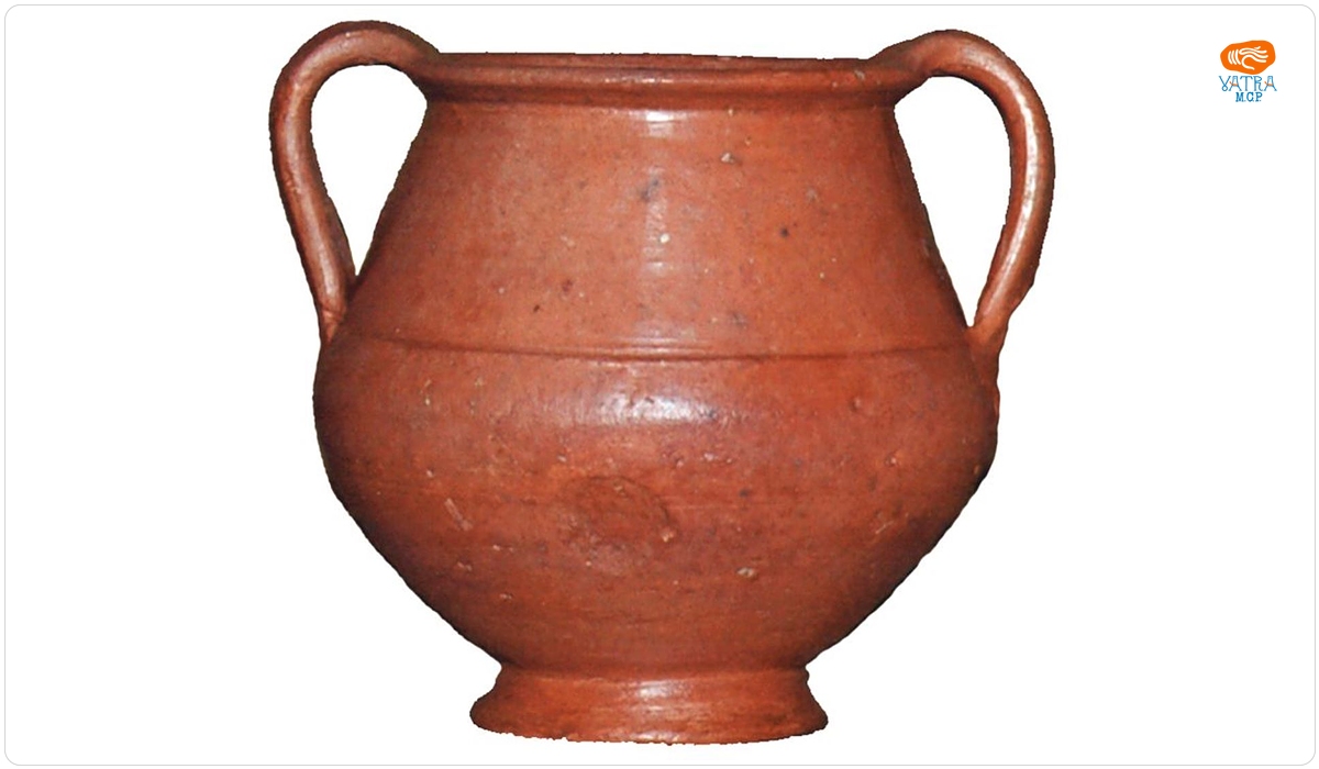 Cană cu două toarte
