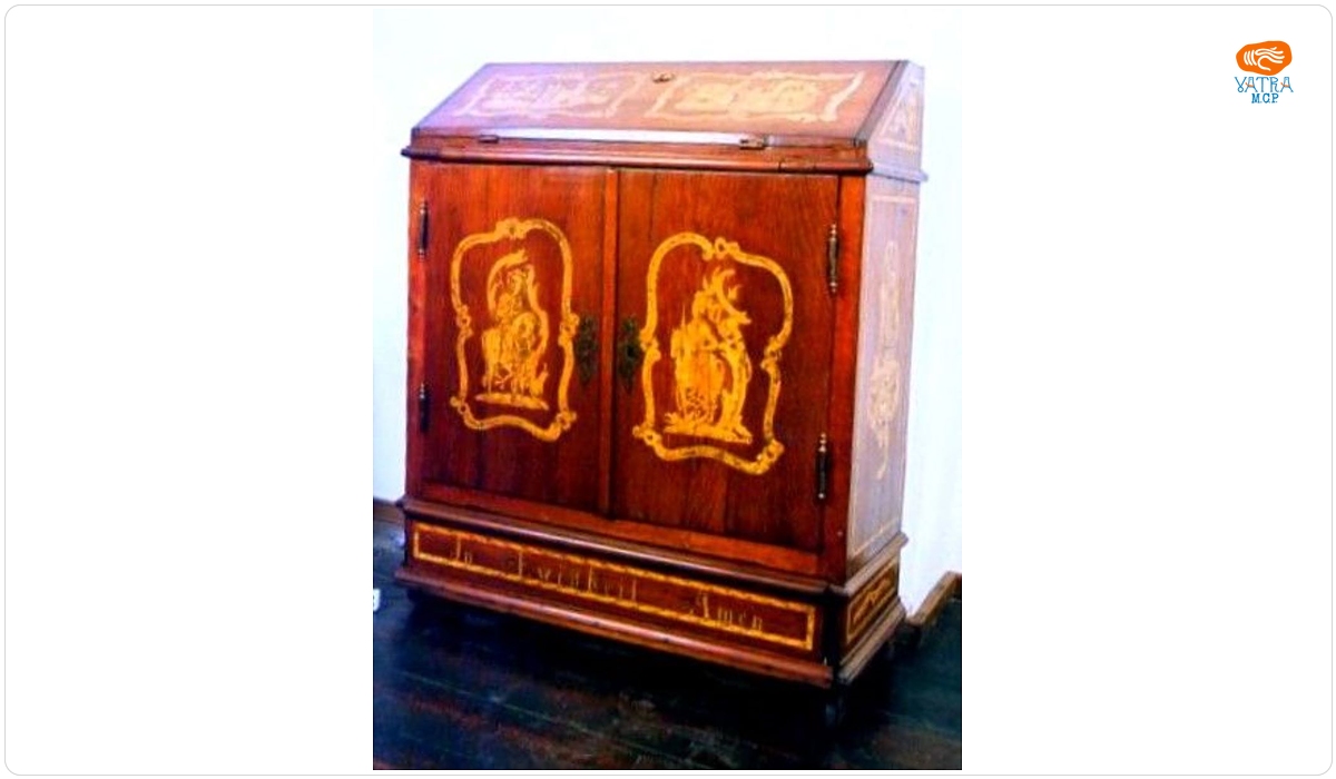 Secretaire