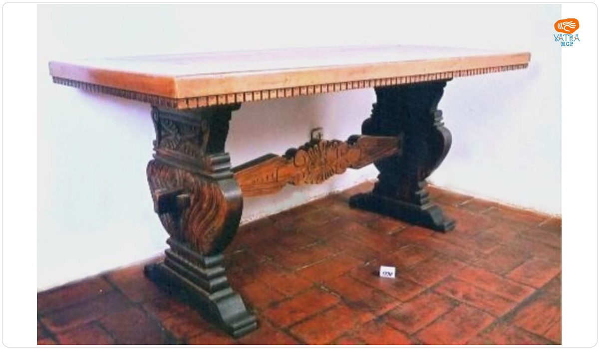 Masă cu blat dreptunghiular