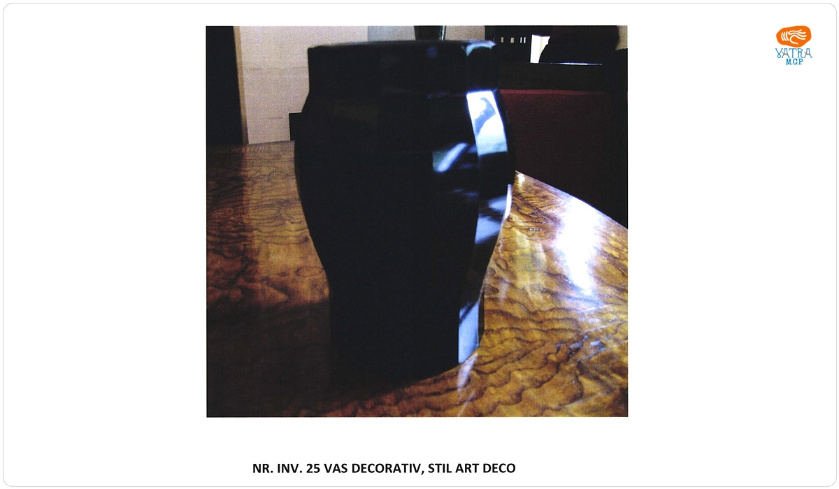 Vas decorativ
