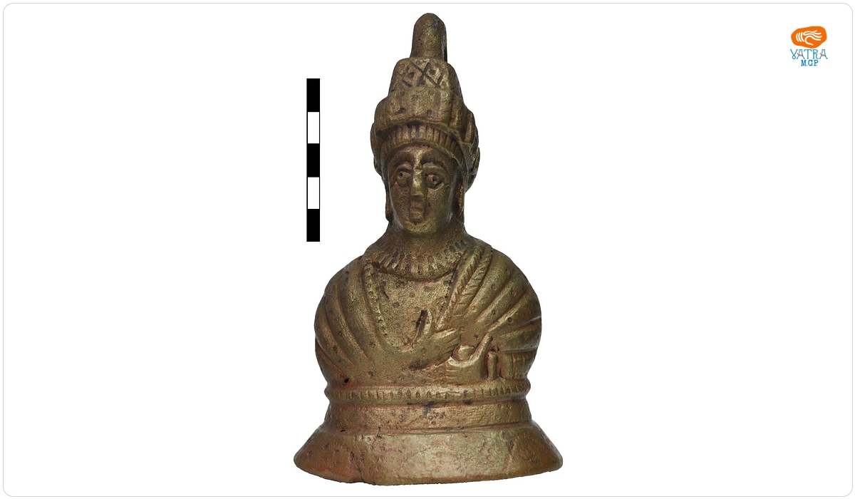 Bust feminin cu o toartă