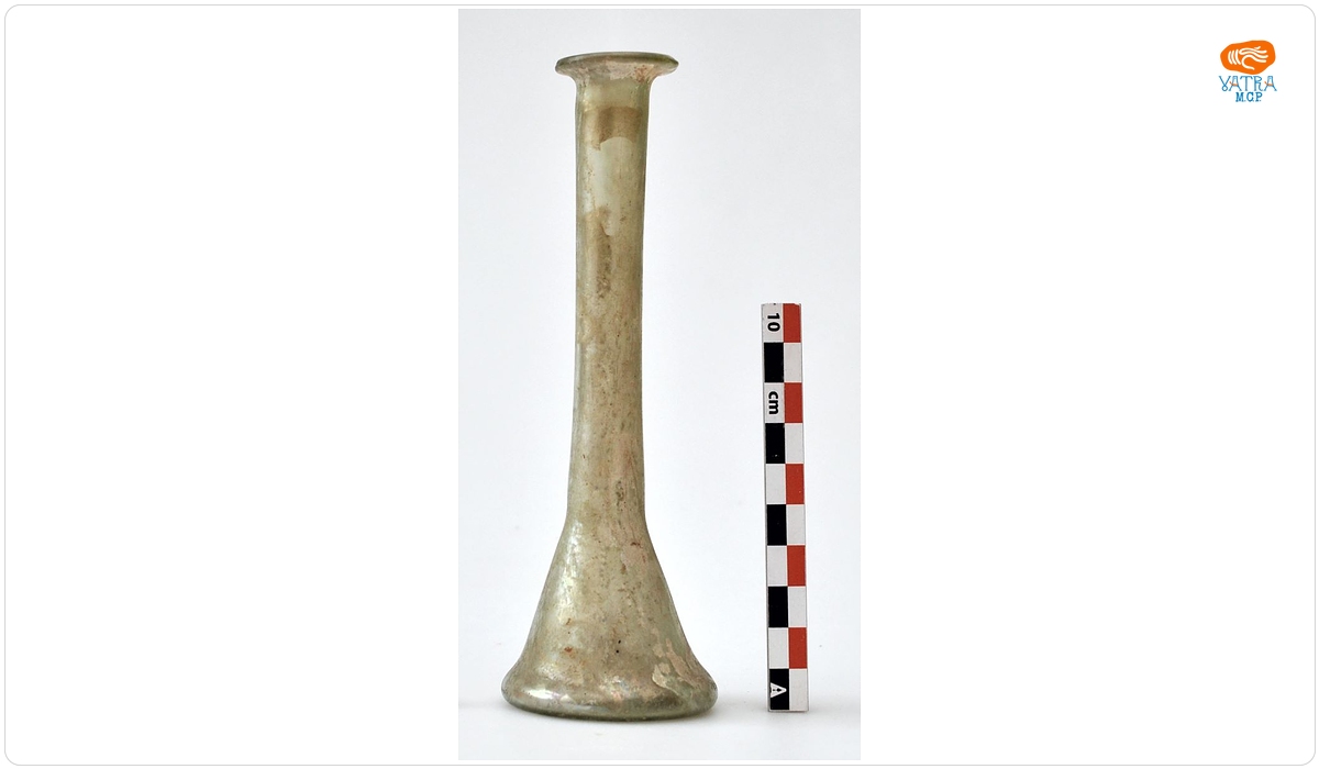 Vas de sticlă roman