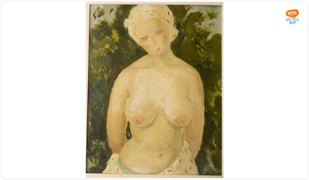 Nud pe fond verde