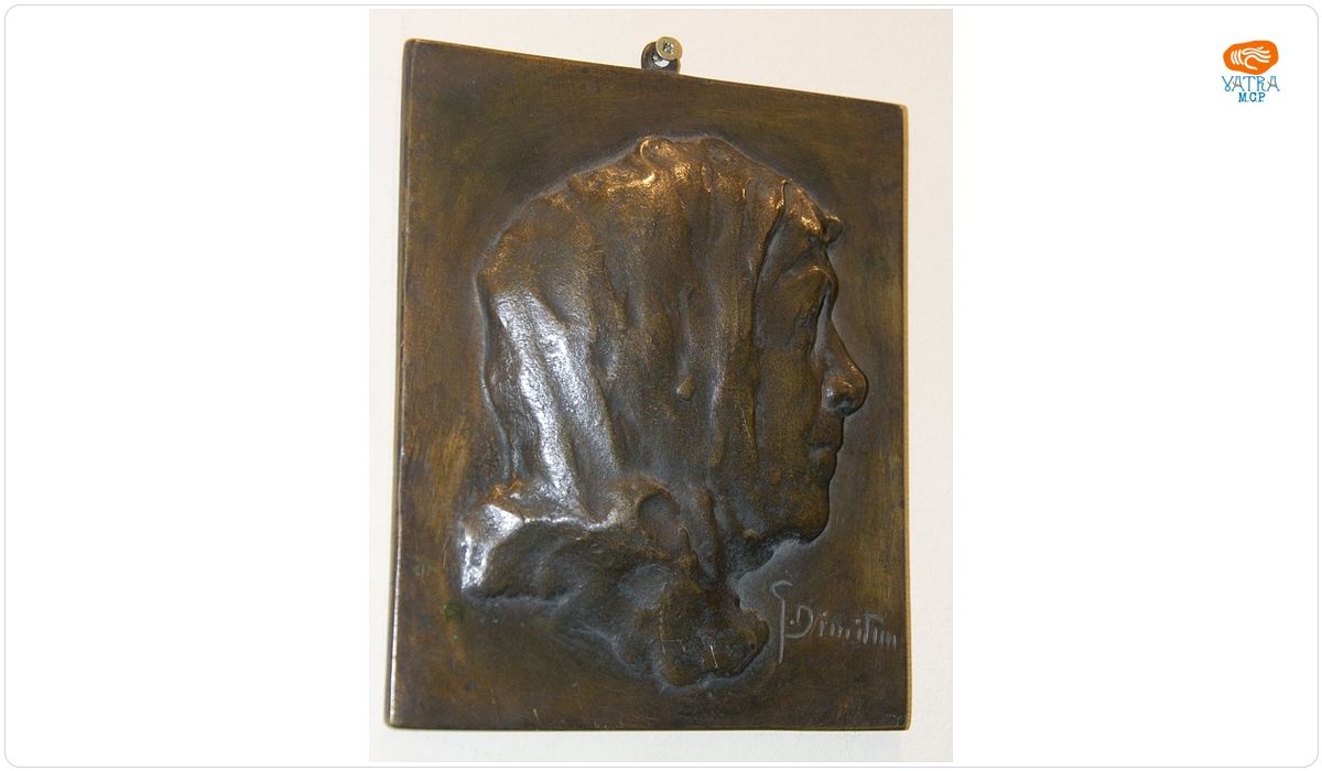Profil de femeie