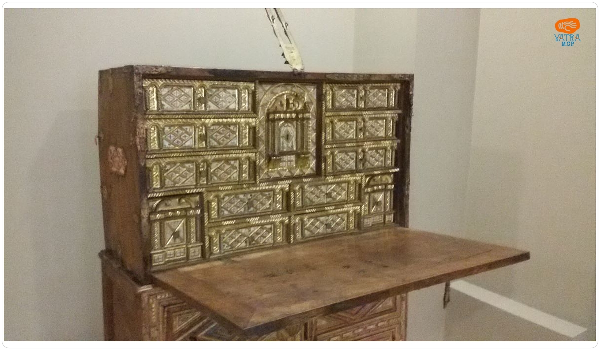 Cabinet Vargueno