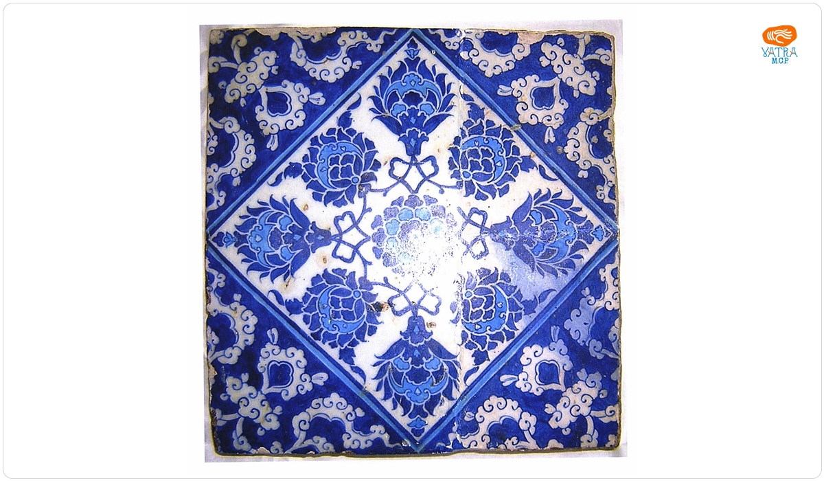 Placă pătrată