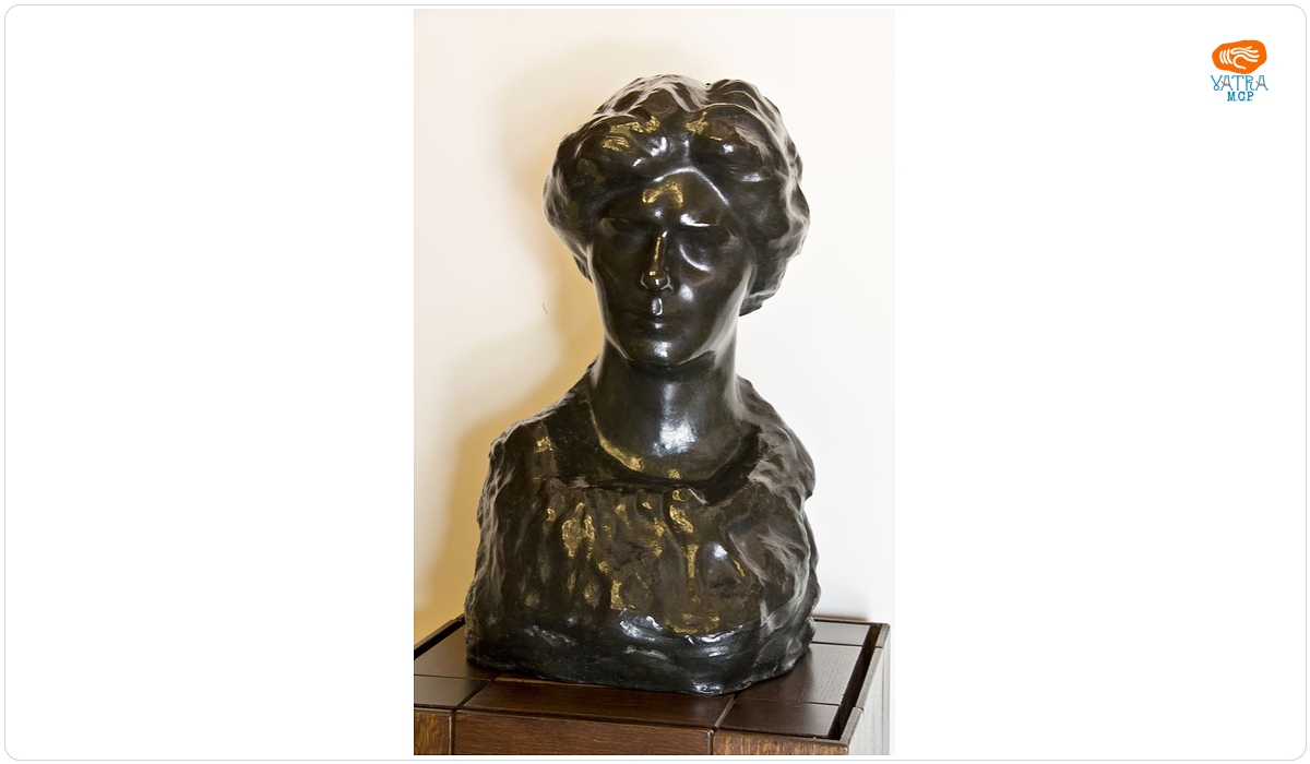 Bust de femeie