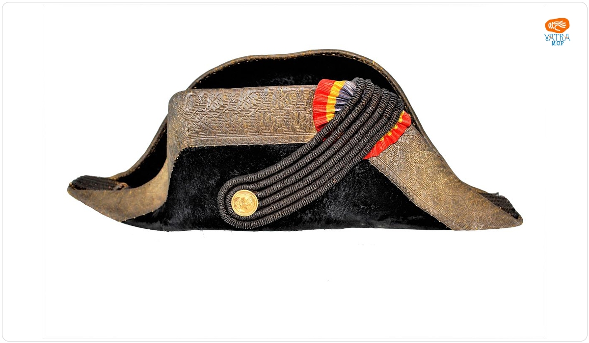 Uniformă de mare amiral a Regelui Ferdinand I - Bicorn