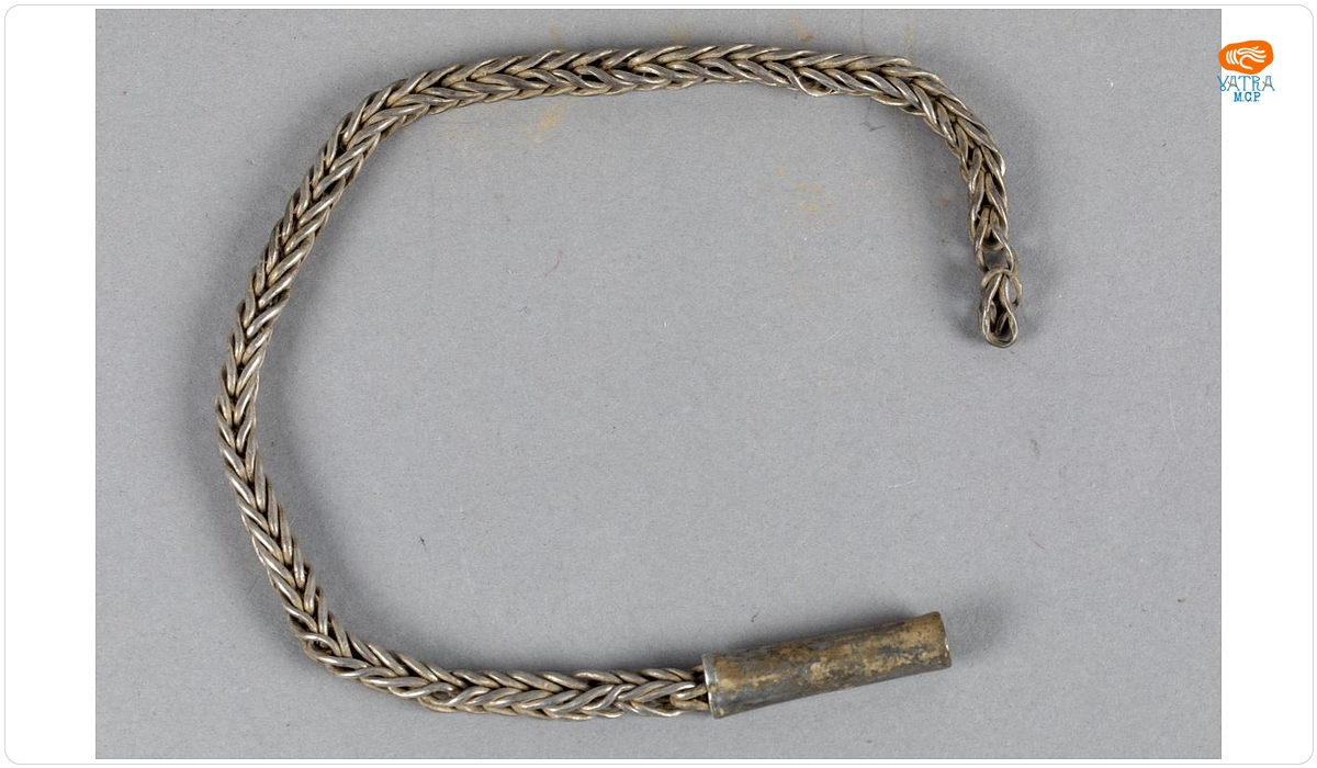 Fragment de colier - lanț cu capăt tubular