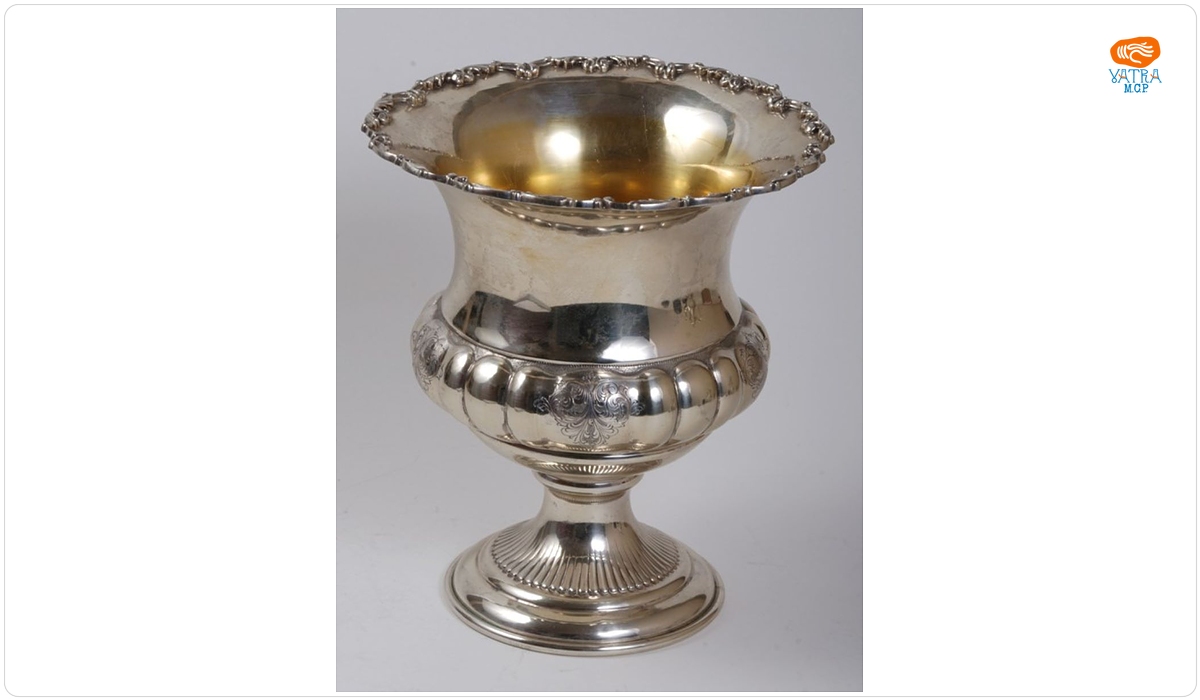 Cupă decorativă