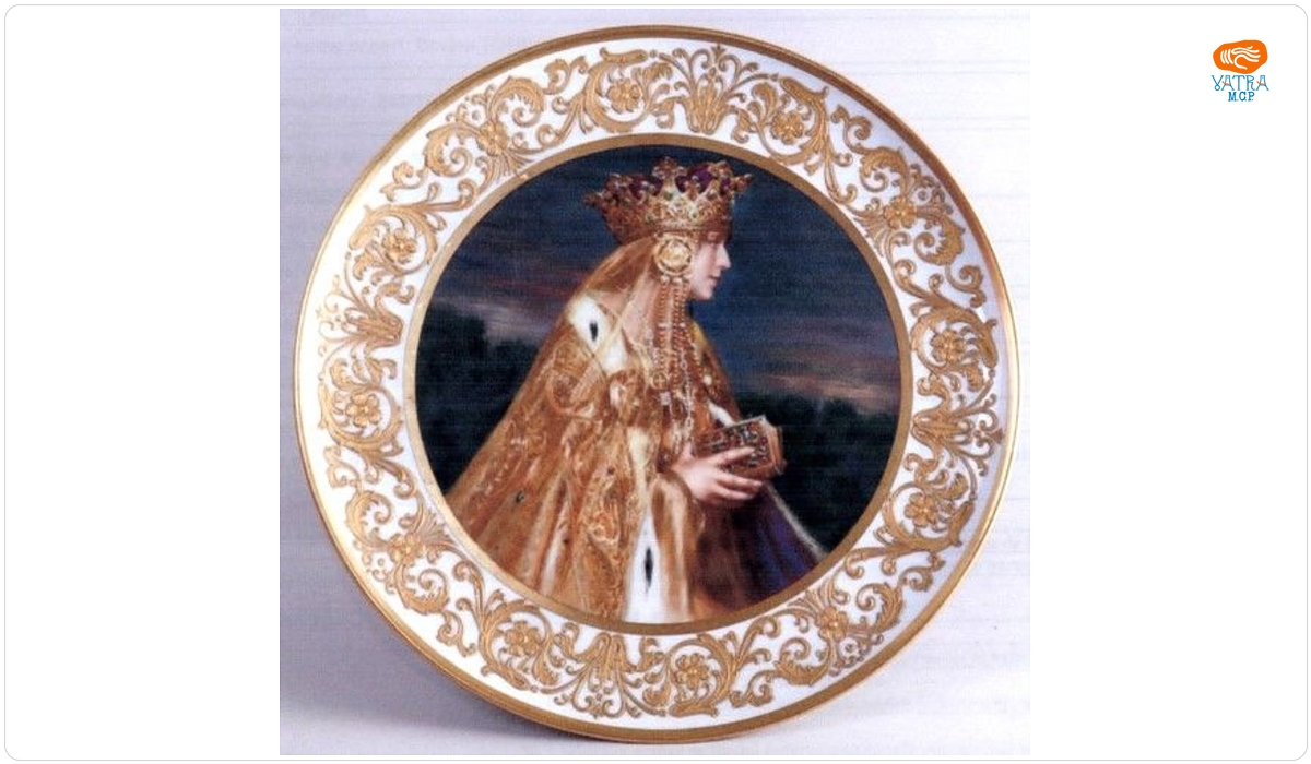 Farfurie decorativă cu portretul Reginei Maria