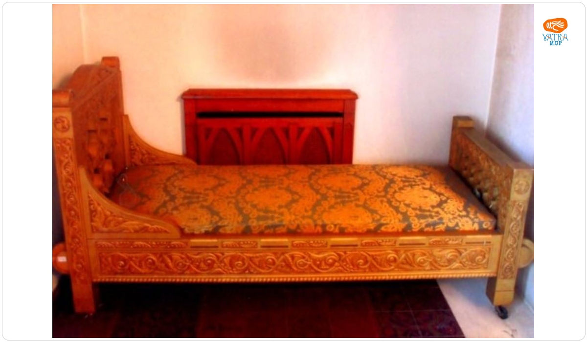 Pat cu tăblii inegale