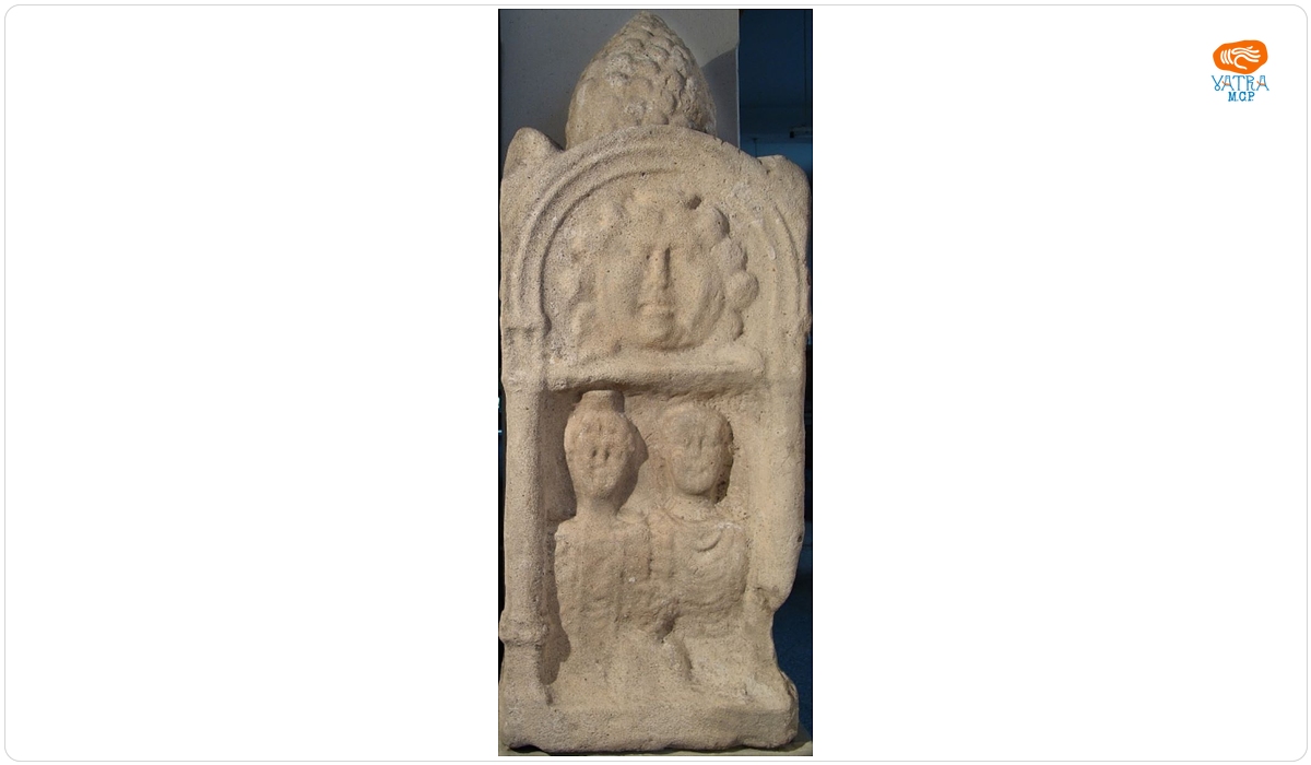 Altar funerar în formă de aedicula