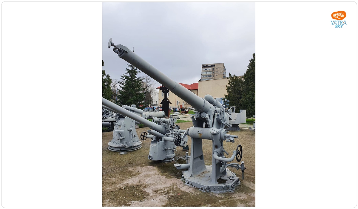Tun AA 102mm Bofors cu afet naval L 35