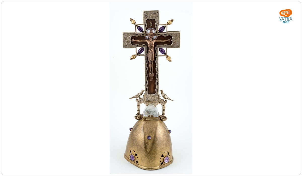 Crucifix de masă