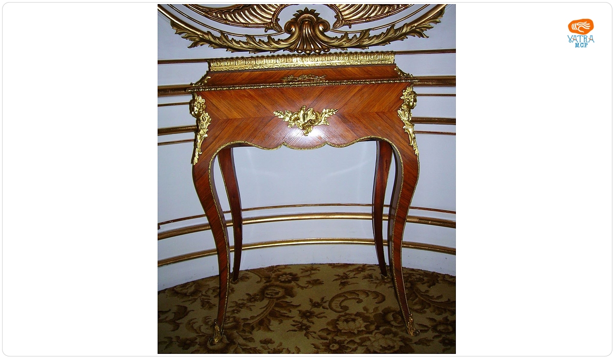 Măsuță jardinieră