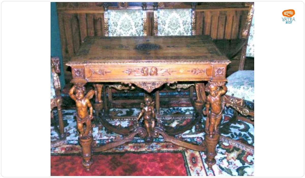 Masă de salon