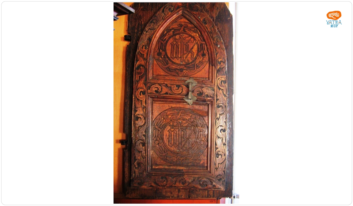 Ușă de sacristie