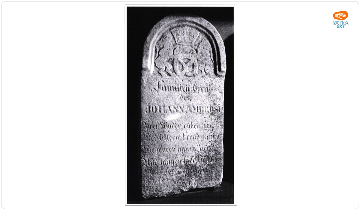 Piatra de mormânt a familiei Johann Ambrosi