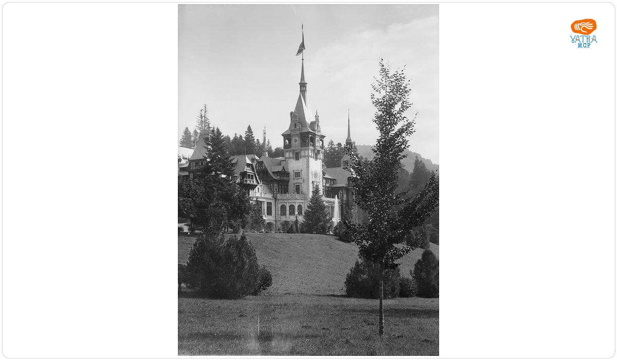 Castelul Peleș - turnul cu ceas