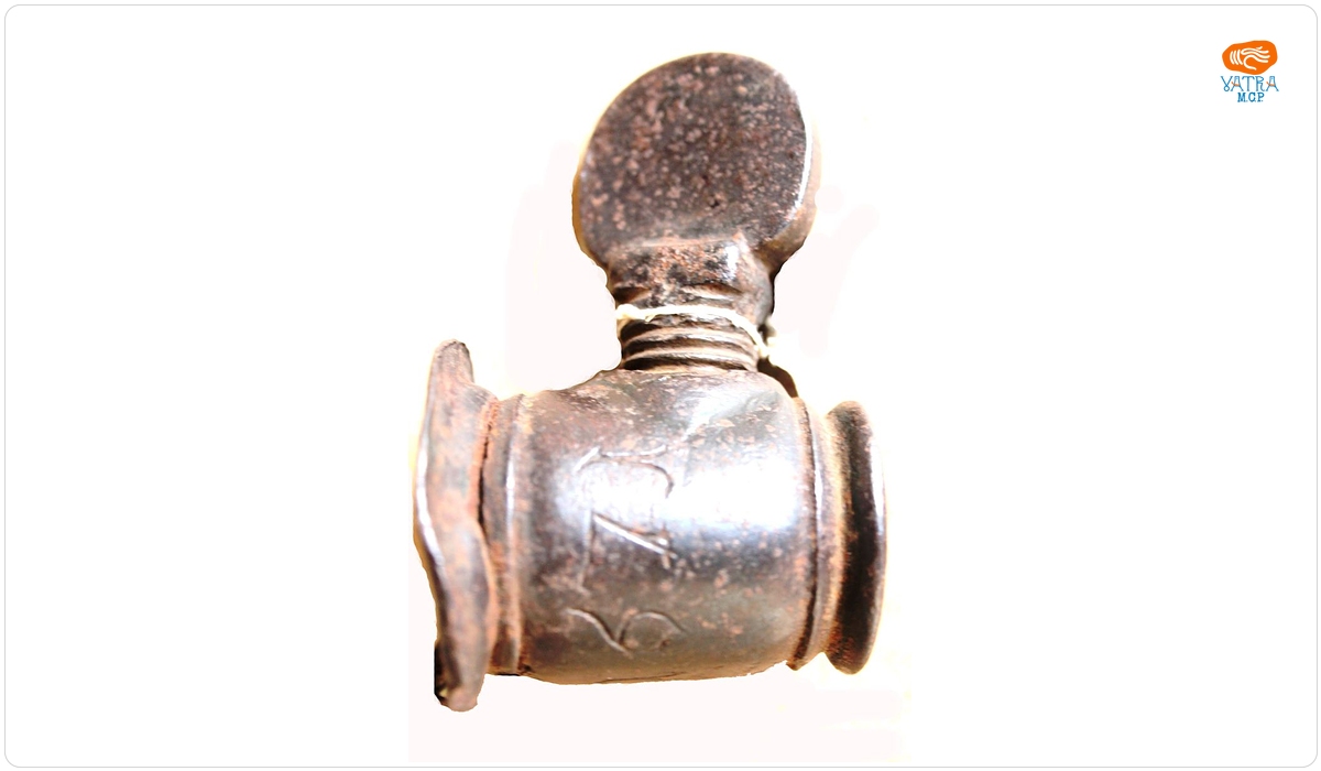 Instrument de tortură pentru degete