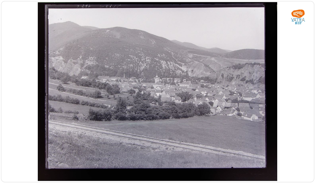 Vedere panoramică a satului Orlat