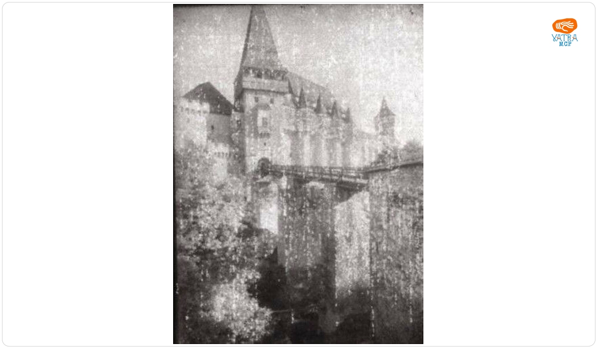 Intrarea în Castelul Corvinilor din Hunedoara