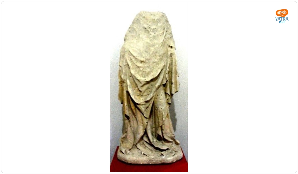 Statuie acefală