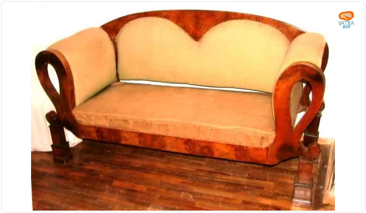 Divan Biedermeier