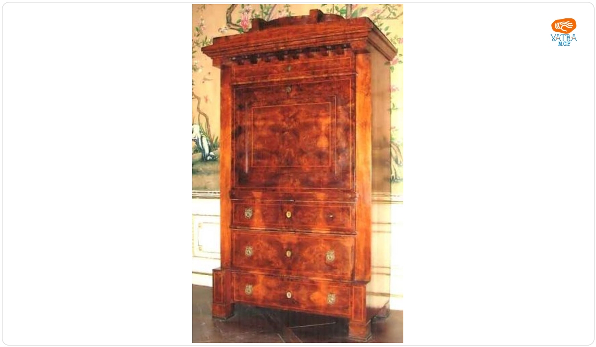 Sekretar biedermeier