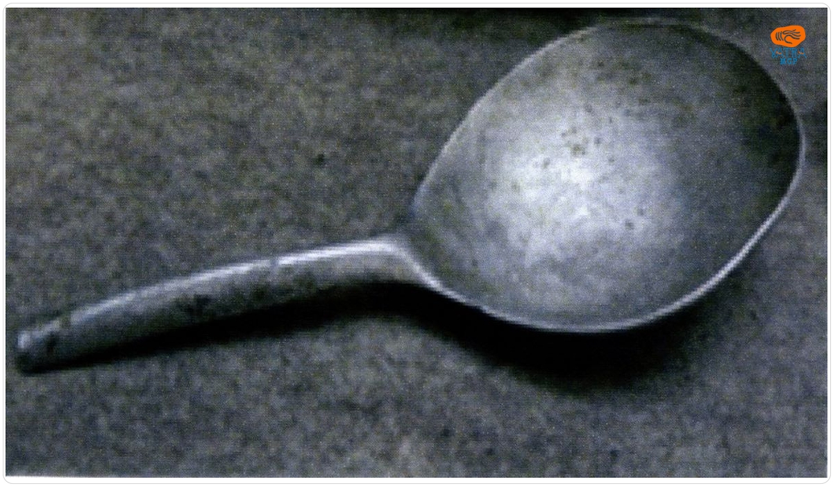 Lingură de aluminiu