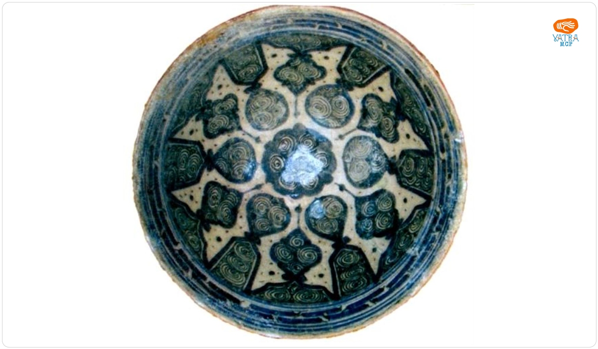 Bol pictat cu turnuri de moschee