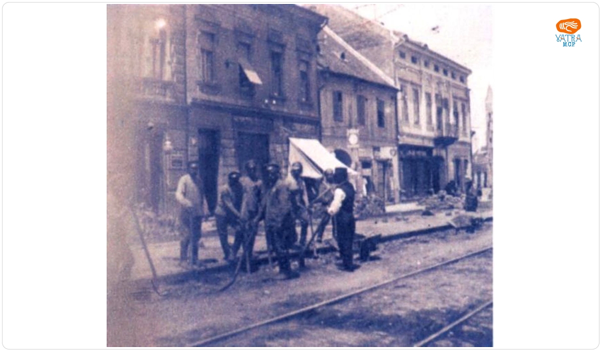 Grup de prizonieri ruși, din Primul Război Mondial, lucrând la linia de tramvai – Timișoara