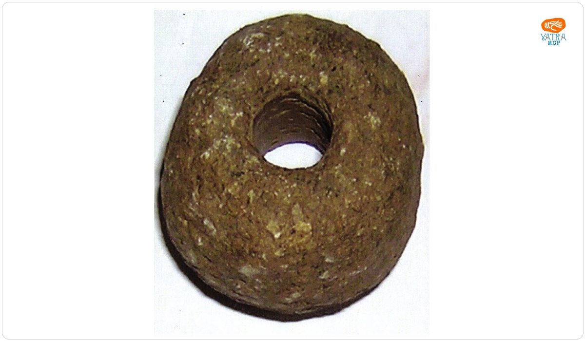 Măciucă de piatră perforată