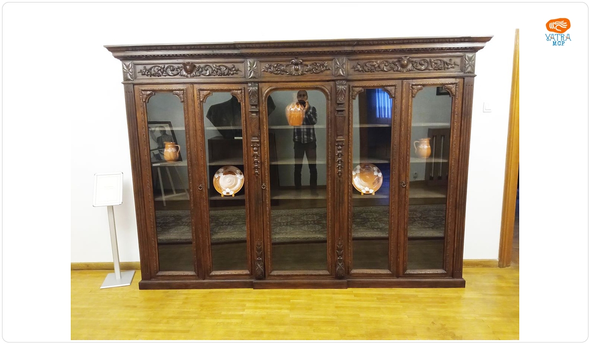 Corp de mobilier tip Credenza