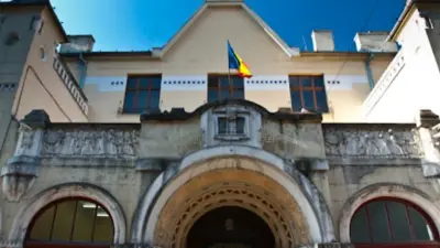 Școala normală de fete, Arad