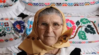Emilia-Zamfira GROSOȘ, meșteriță în arta țesutului costumului popular codrenesc