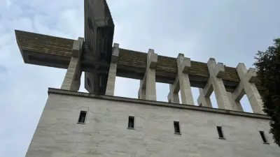 Schitul Aiud, Alba - biserica mausoleu. Calvarul Aiudului