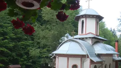 Schitul Schimbarea la Față, Argeș- aflat la Cota 2000, pe Transfăgărășan