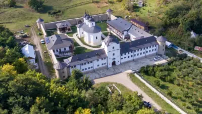 Mănăstirea Răchitoasa, Bacău - cu biserica ridicată în 1698