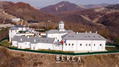 Mănăstirea Berca, Buzău - Lăcaș cu aspect de cetate medievală