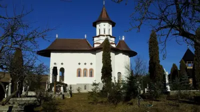 Mănăstirea Doamnei, Moglănești, Harghita - refugiul domnesc devenit vatră de rugăciune