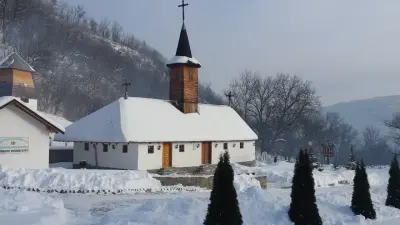 Mănăstirea Ianculești, Prahova - cu biserica de lemn adusă din Hunedoara