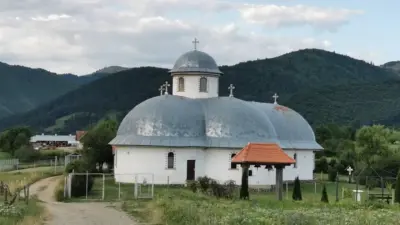 Schitul Rășinari, Sibiu - biserica tânără ce adună satul la praznicele de peste an