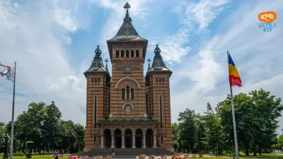 Catedrala Mitropolitană Timișoara, Timiș. Cel mai mare lăcaș de cult al Banatului. 